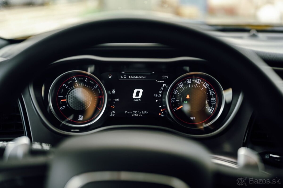 DODGE CHALLENGER 6.4 HEMI WIDEBODY - 13