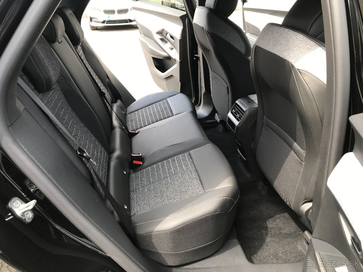 Peugeot 3008 ALLURE Hybrid 145k e-DCS6 (MHEV) - 13