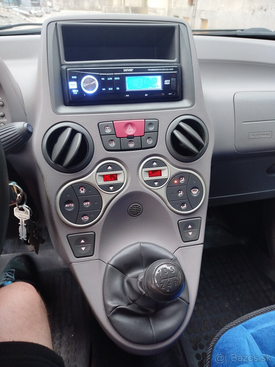 Fiat panda 4x4 1.2i benzín rv.2006 edícia climbing - 13