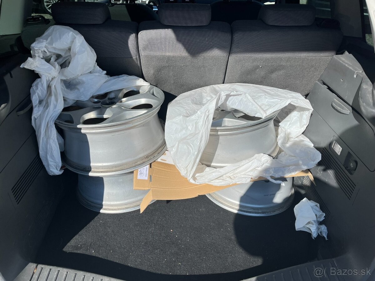 Ford C-Max 1.6 TDCi, Nová STK, 2009, 66 kW, 295406 km - 13