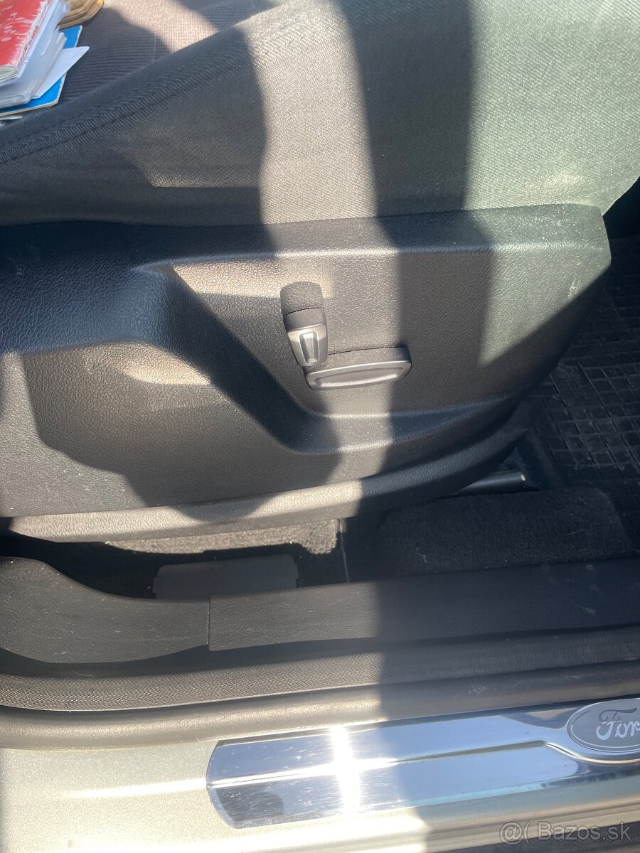 Predám Ford S max 2,0tdi 103kw rv-2010 - 13