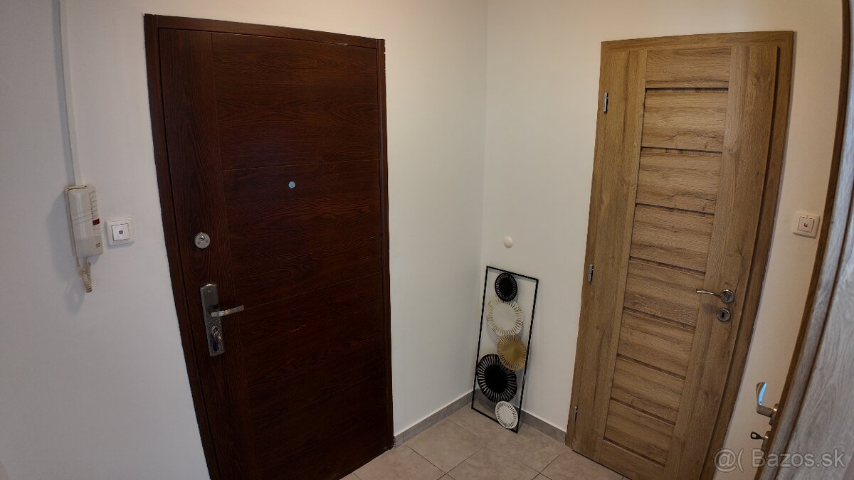 3izb byt so zariadením na Mlynskej ulici, DS - 13