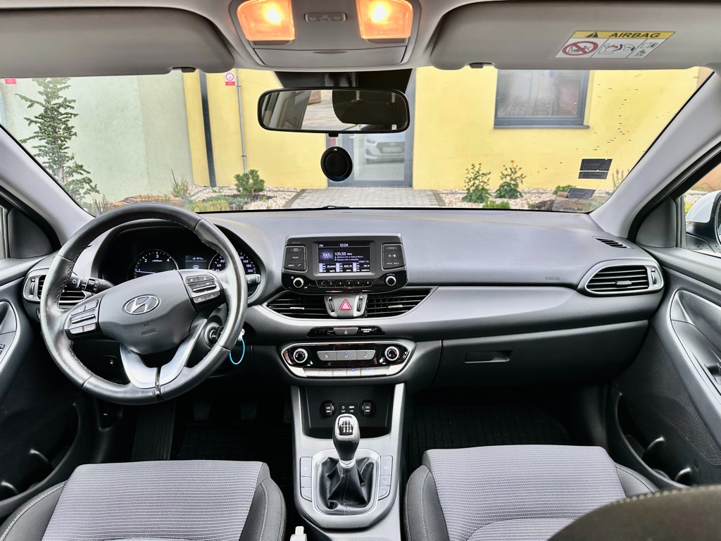 Hyundai i30 CW 1.6 CRDi, 85 kW, r.v. 2019, SK, vyservisované - 13