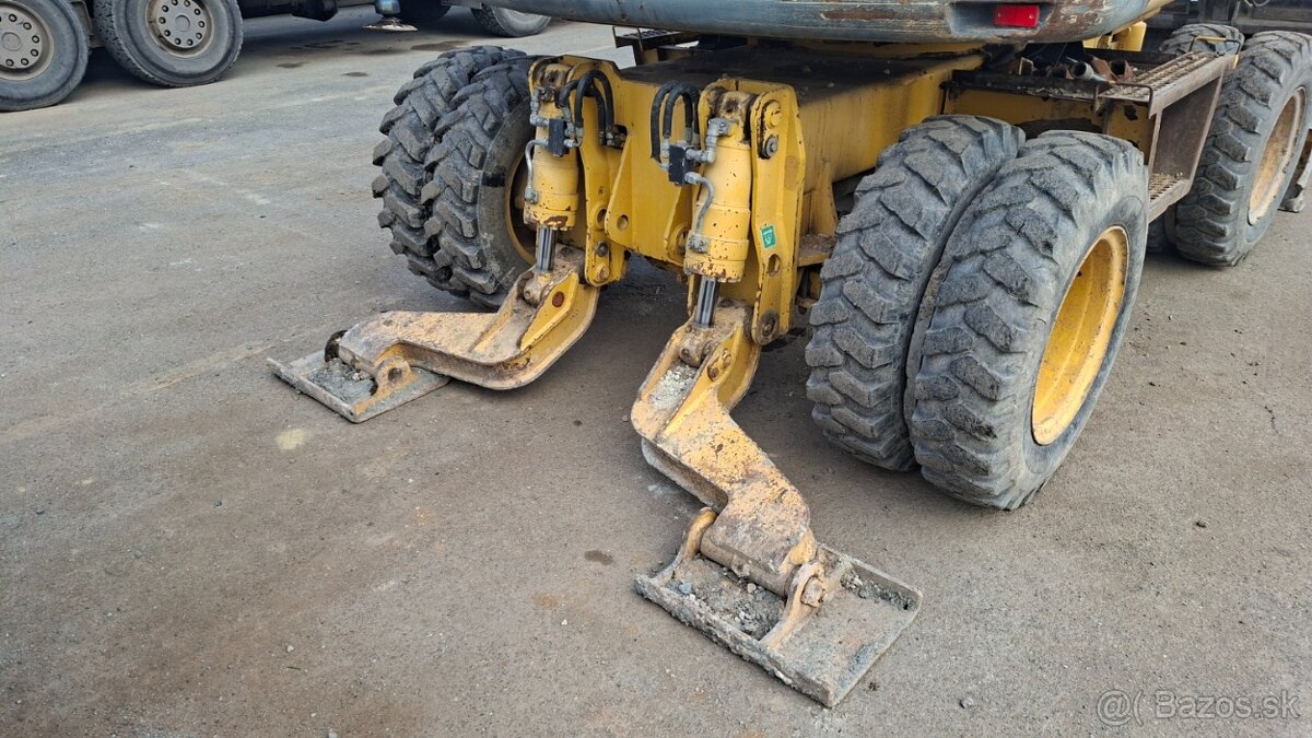KOMATSU PW 110 - 13
