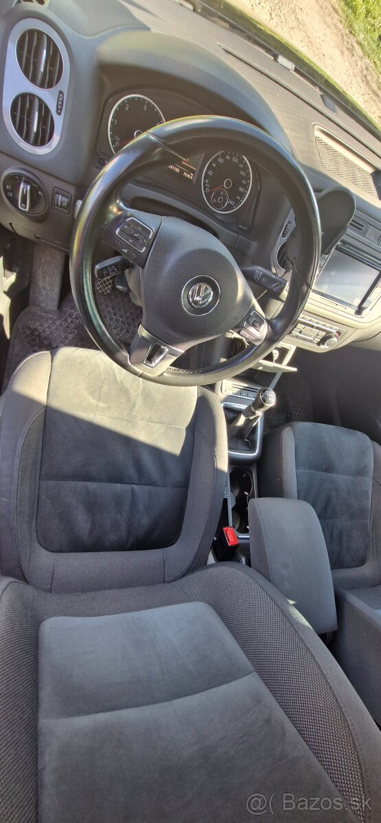 PREDÁM TIGUAN - 13