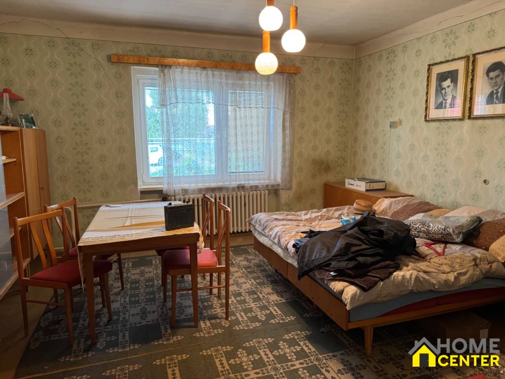 NA PREDAJ – Výnimočná príležitosť v srdci Nesvád - 13