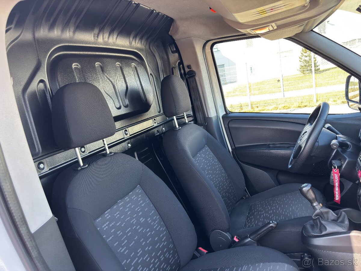 Opel Combo - 13
