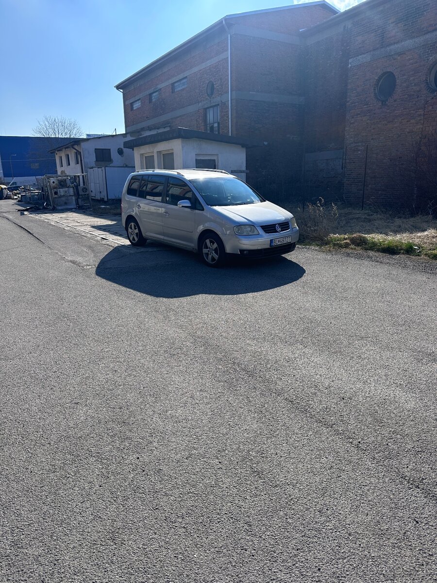 Volkswagen touran 2.0 TDi - 13