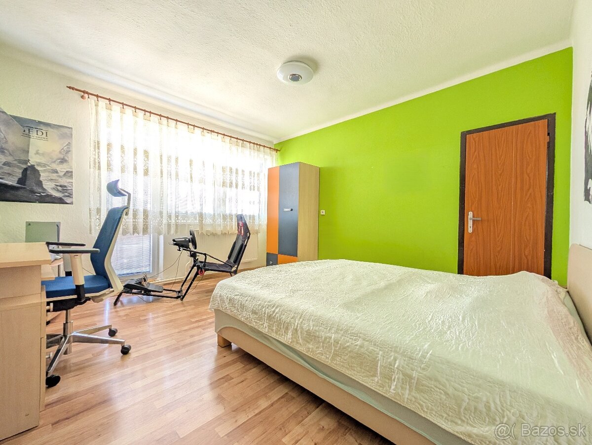 Rodinný dom so záhradou v Rožňave - 13