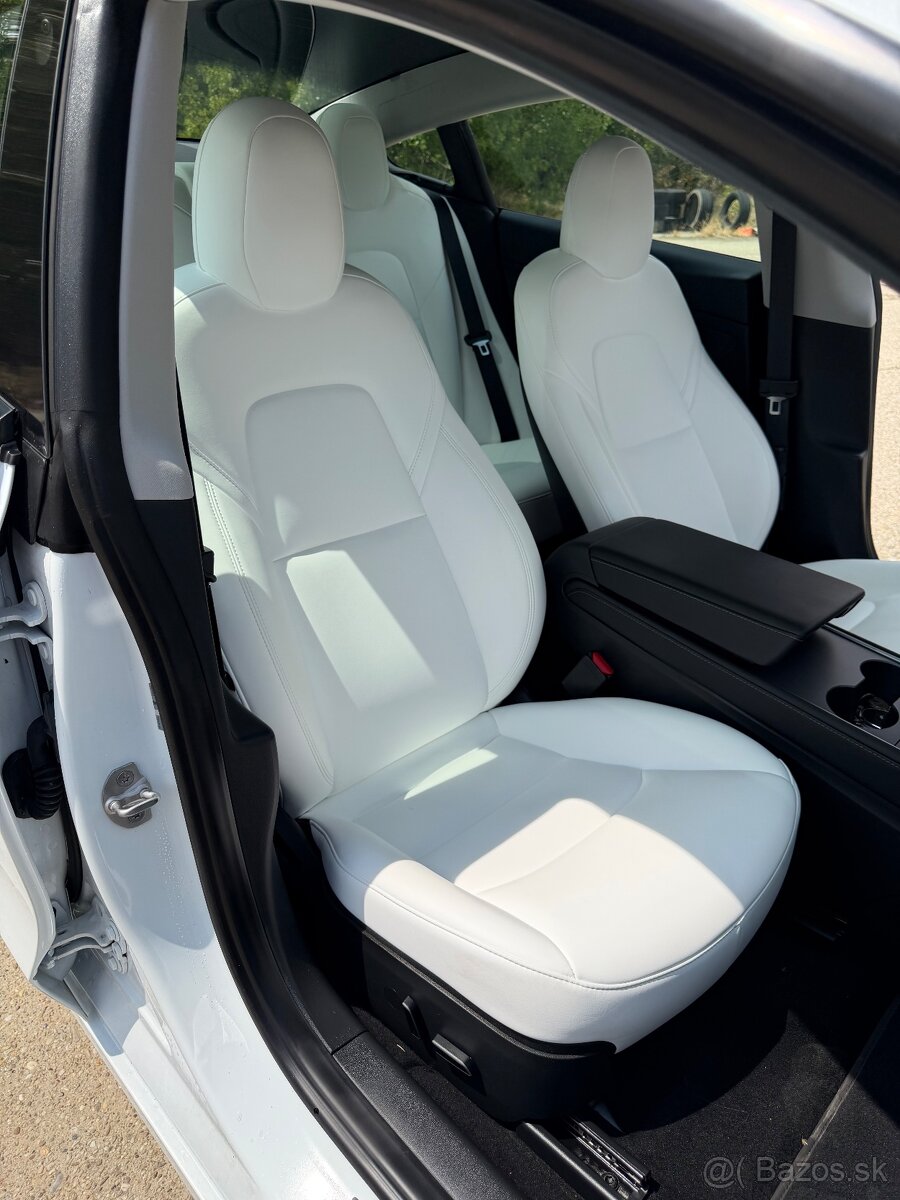 🚗 Tesla Model 3 Long Range AWD 366kW, Biely interiér - 13