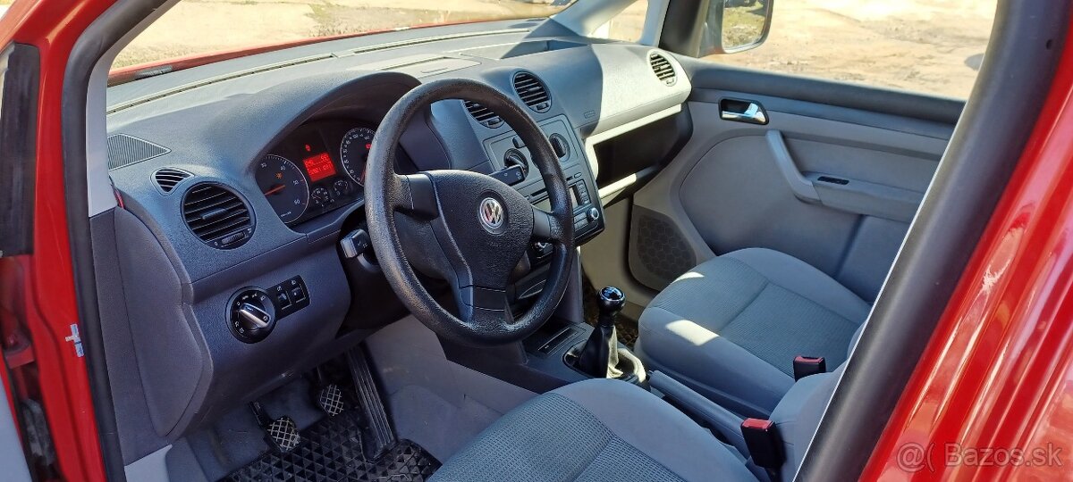 Caddy predám - rozpredám 1,9 tdi 77kW - 13