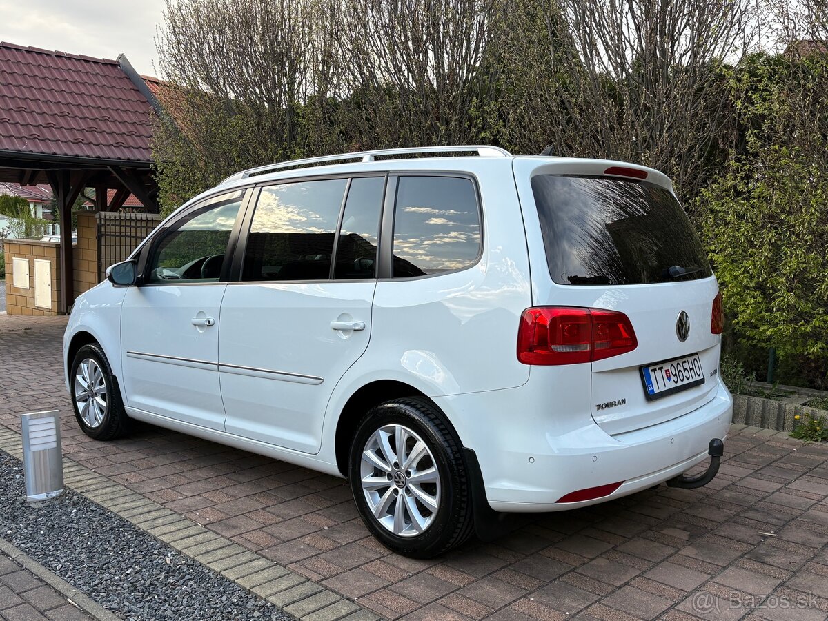 VW Touran 2,0 TDi - 13