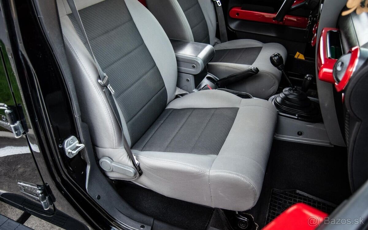 Jeep Wrangler JK 2.8 CRD 130kw - 13