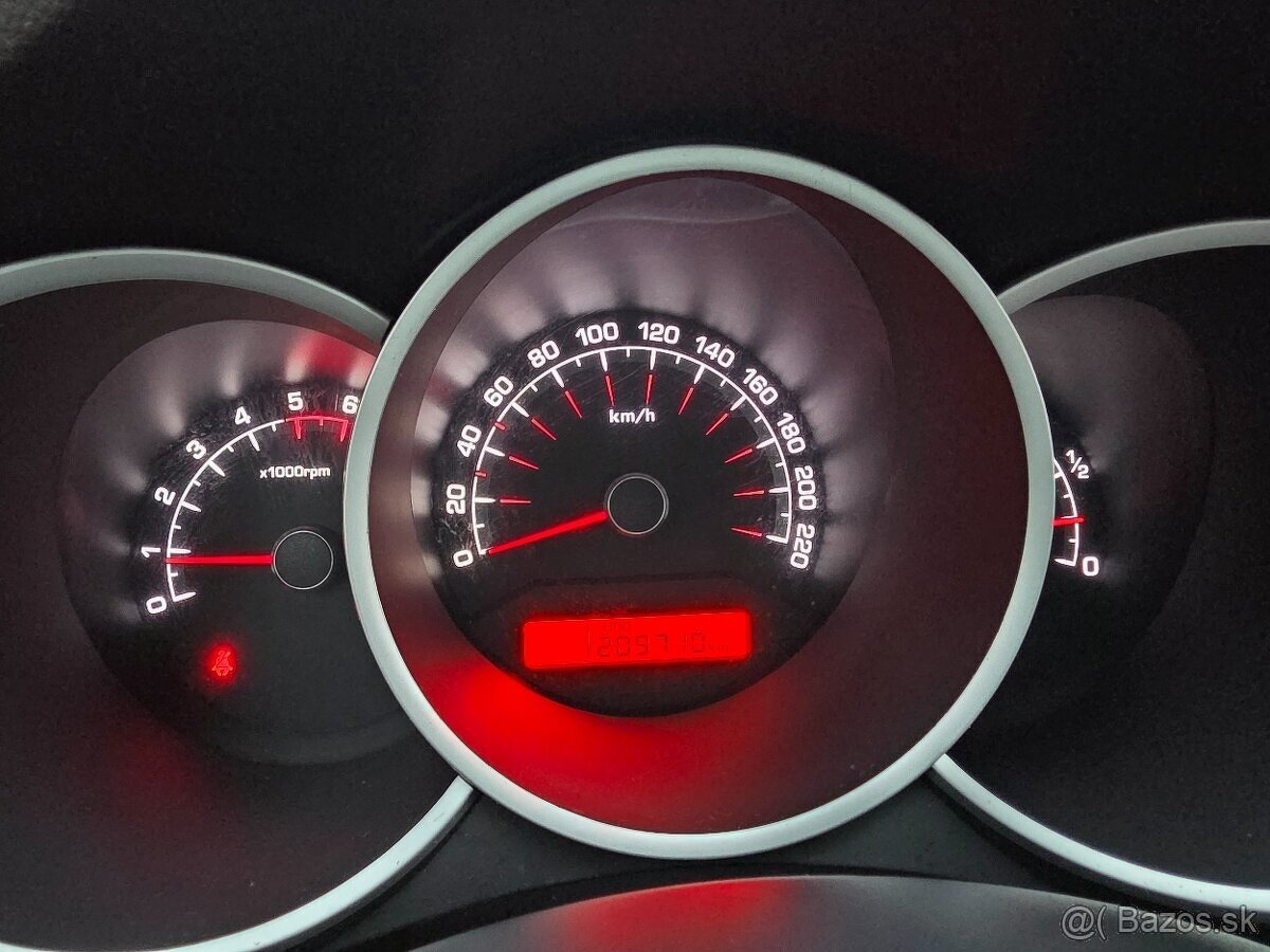 Kia Venga Exclusive 1.4 CRDi - 13