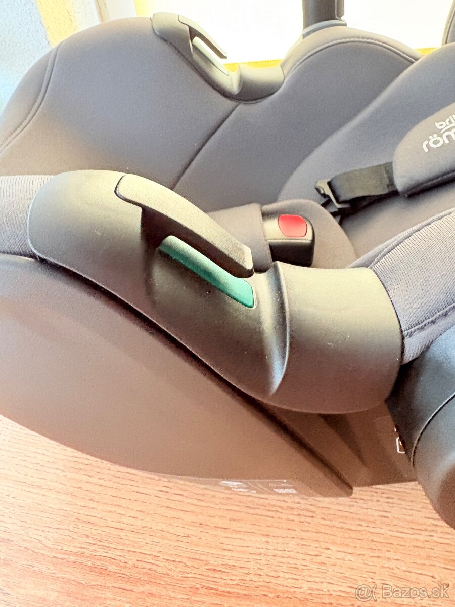 Britax Römer Baby-Safe Pro Classic, Deep Grey - 13