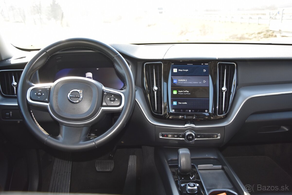 Volvo XC60 2.0 B4 mHEV Momentum A/T - 13