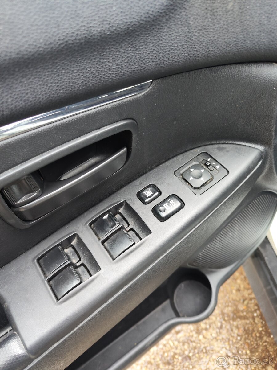 Mitsubishi ASX 1.6i - 13