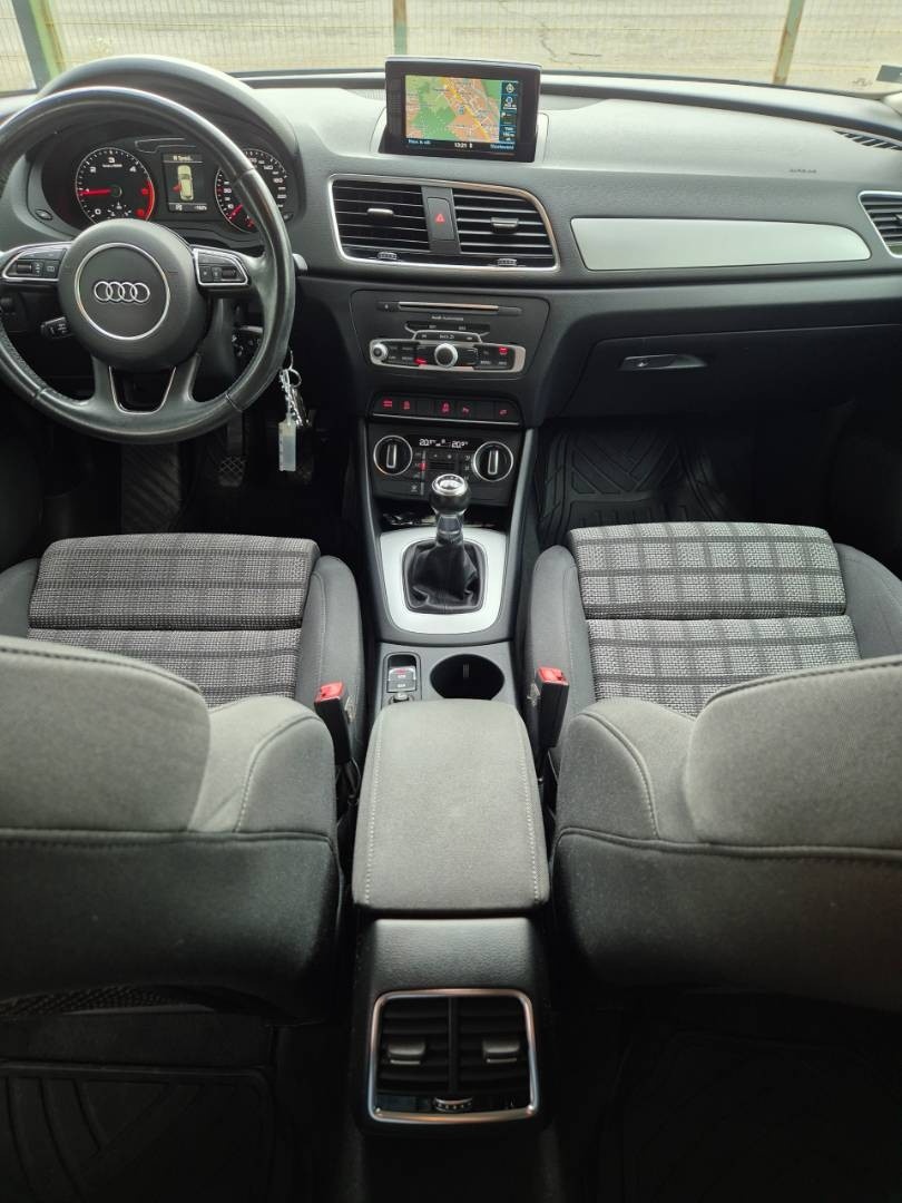 Audi Q3 2.0 TDI 150k Design - 13