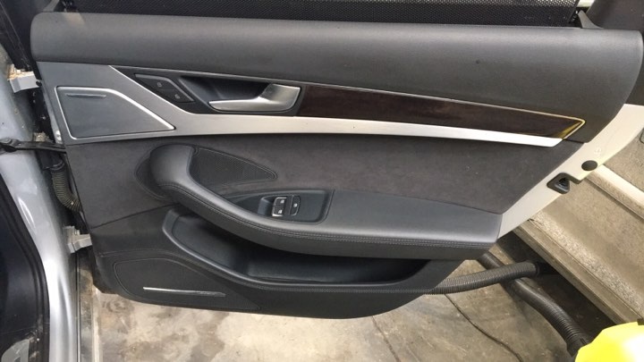 Audi A8 4H 4,2TDi V8 258kw, kód: CDS - 13