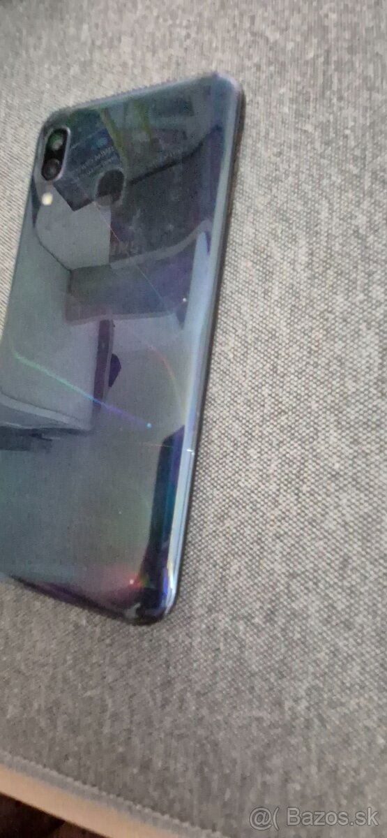 Dobry deň predavam tieto mobily - 13