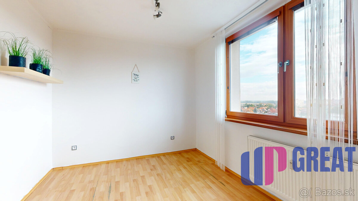 PREDAJ 4 izb. bytu Jilemnického ul., Dunajská Streda, loggia - 13