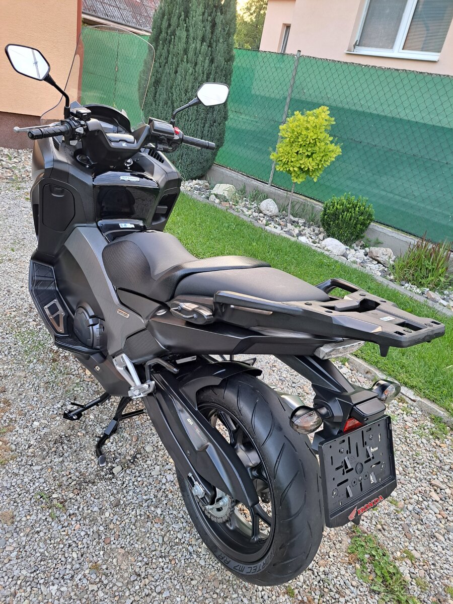 Honda NC 750 D Integra - 13