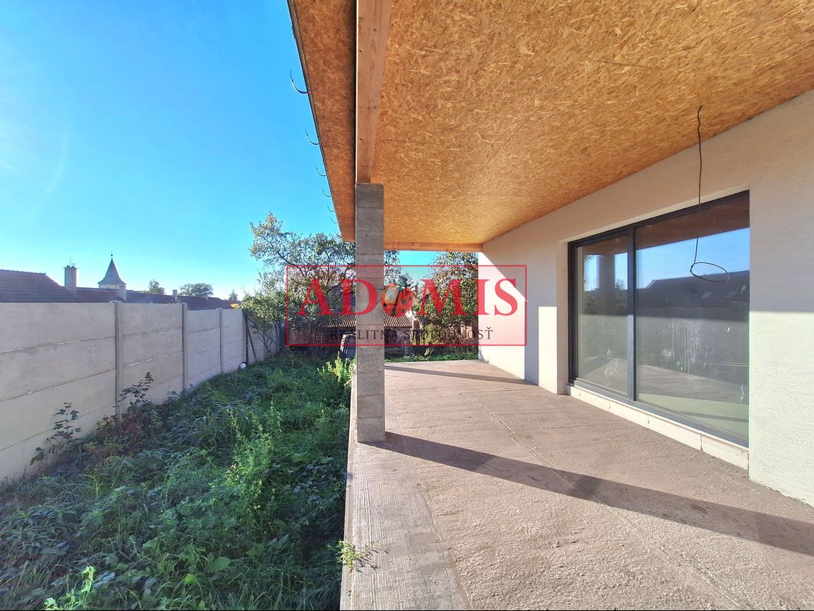 ADOMIS - Predáme bungalov Veľká Ida 160m2 + teraska 30m2, 94 - 13
