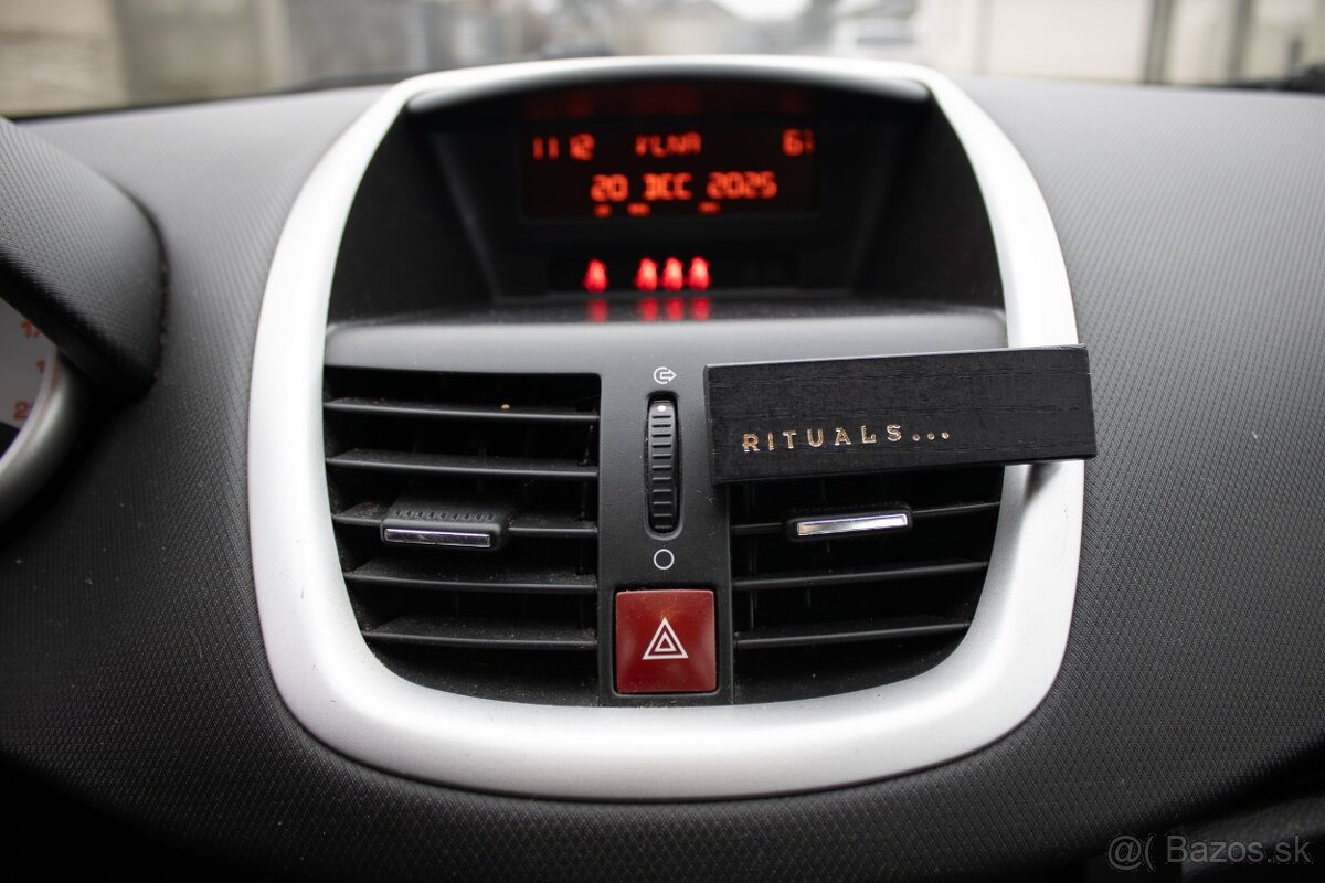 Peugeot 207 1.4e 16V VTi Classic Pack - 13