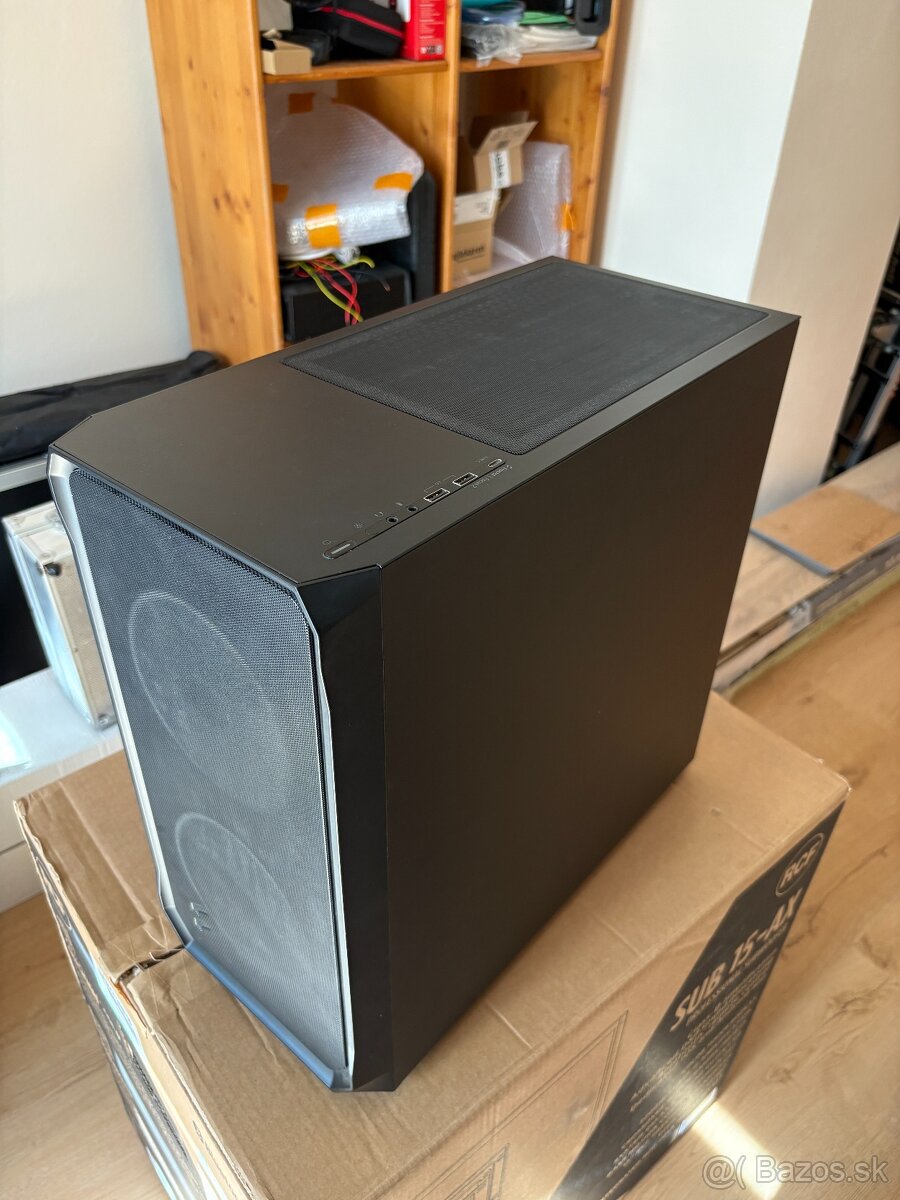 Fractal Design FOCUS 2 RGB Black TG Clear Tint - 13