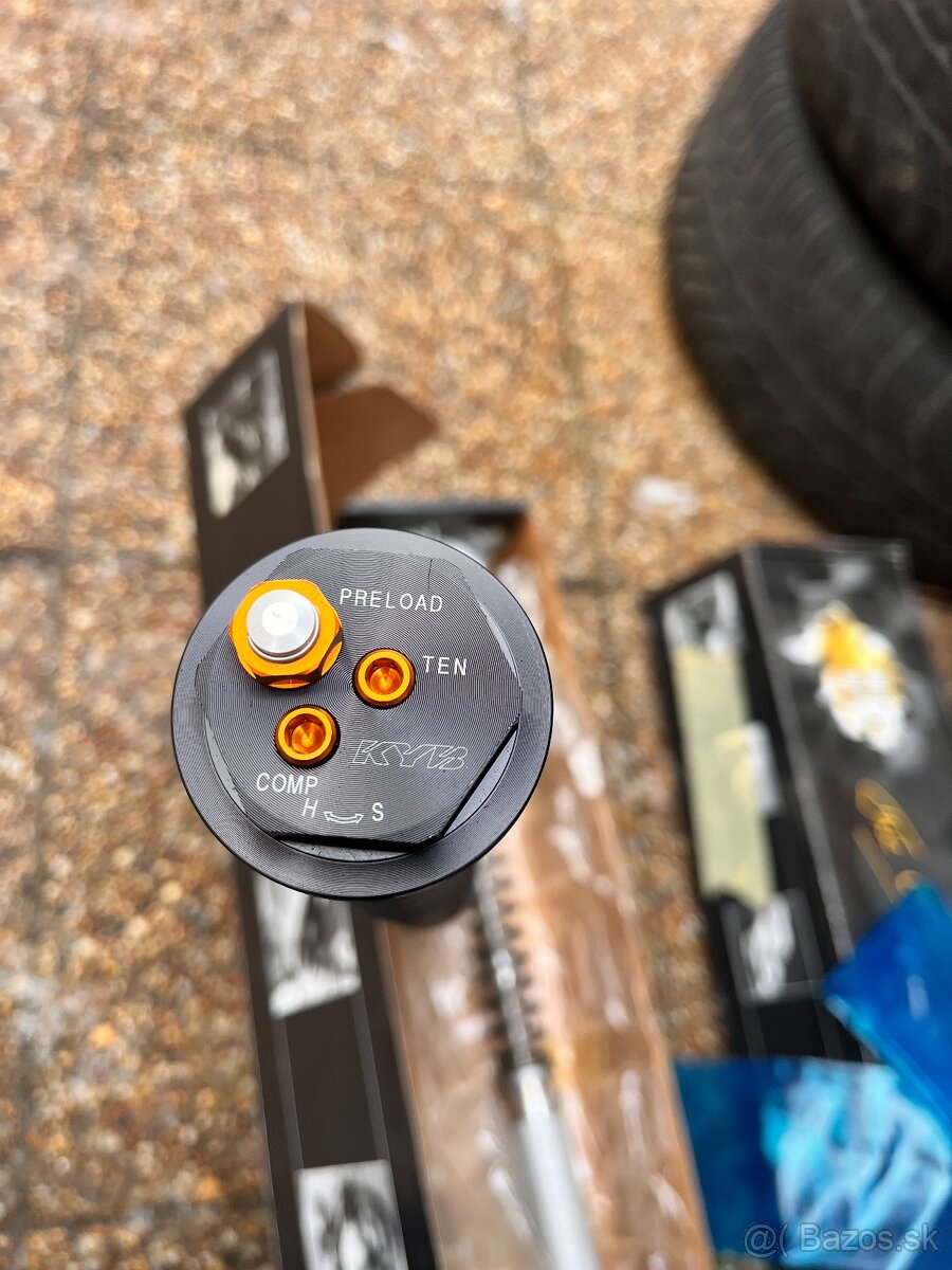 Yamaha R3 / Yamaha R6 - 13