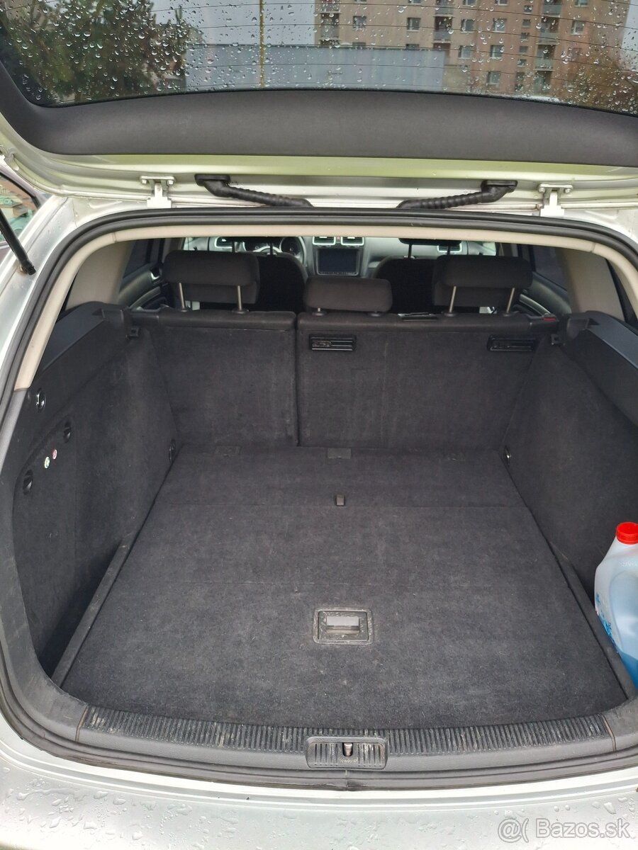 Predám VW Golf 1.6 TDI DSG - 13