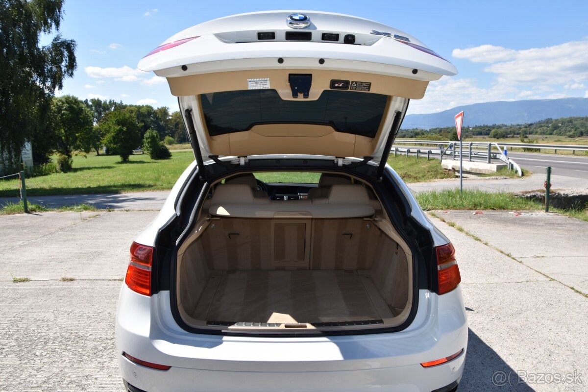 BMW X6 xDrive 50i - 13