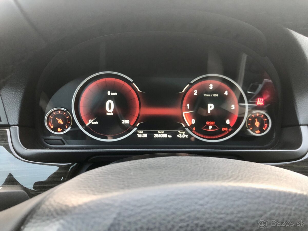 BMW 530d xDrive - 13