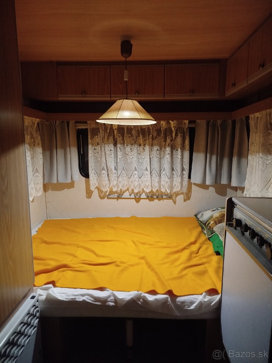 Predám karavan steckerman 3 miestny - 13