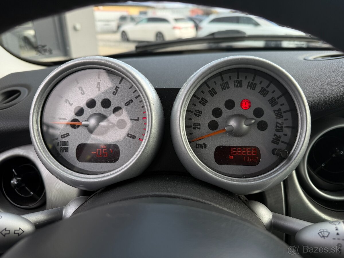 Mini Cooper S • 1.6 Benzín • 6-st. manuál • 4499 € - 13