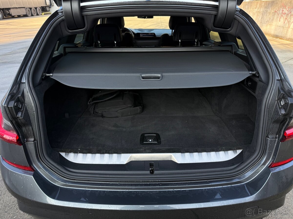 Bmw 330e Touring xDrive - 13