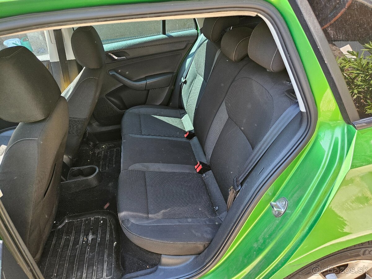 Rozpredam Skoda Rapid 1,2 Tsi - 13