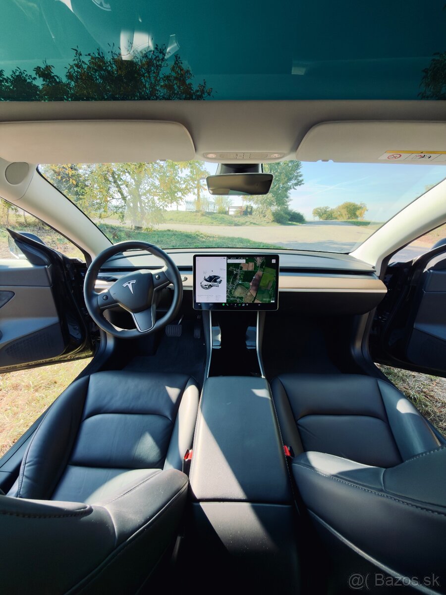 Na predaj: Tesla Model 3 Standard Plus (2020) - 13