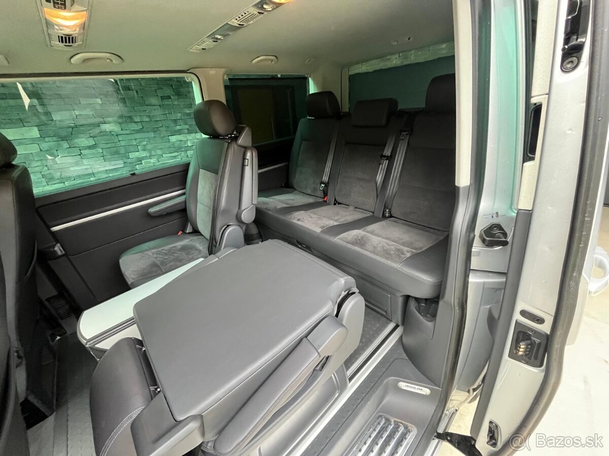 Volkswagen Multivan 2.0 TDI Highline 7-miestny - 13