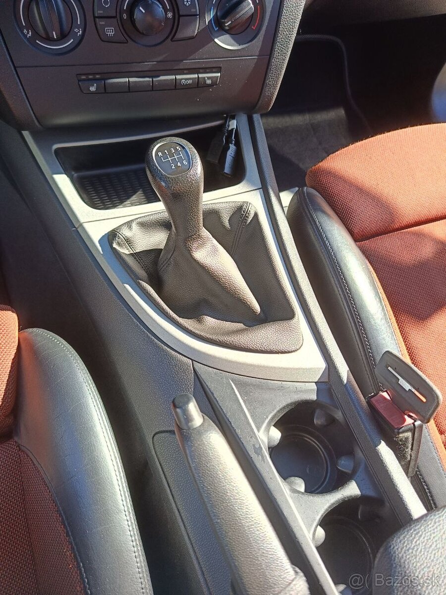 BMW 1 E87 2.0d - 13