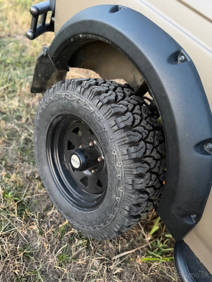 Lada Niva - 13