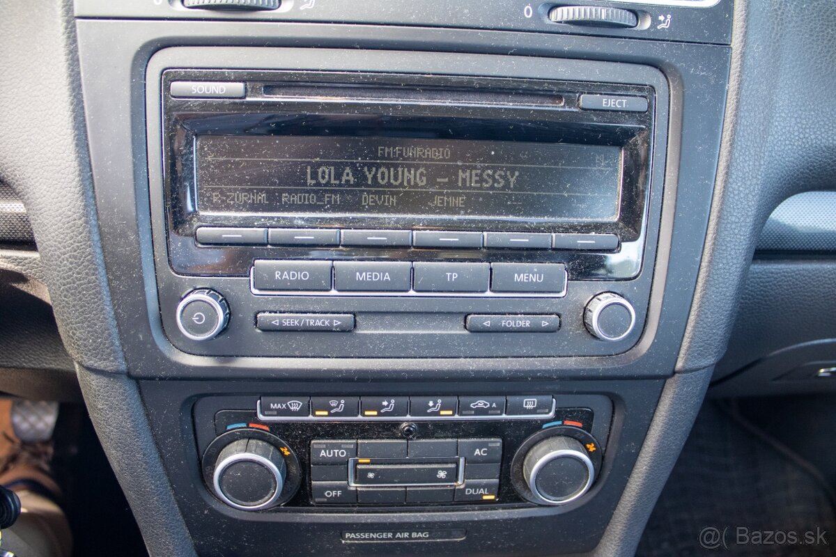 Volkswagen Golf Variant 1,6 TDI 77KW MT5 - 13