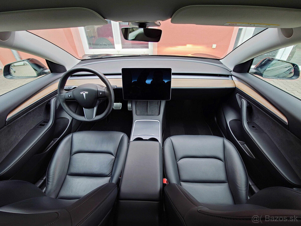 Tesla Model 3 2021 (Performance 377 kW) - 13