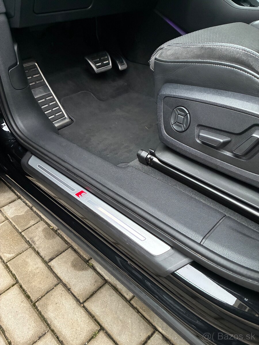 Audi Q3 s-line - 13