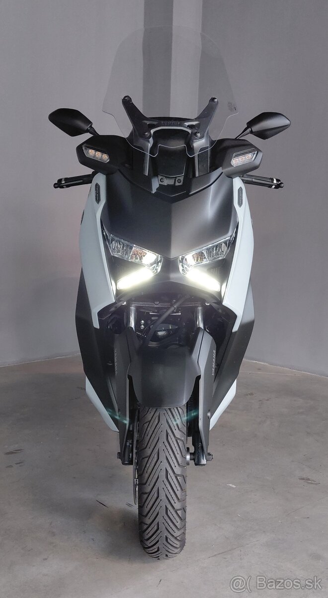 Yamaha XMAX 300 - Tech MAX - 13