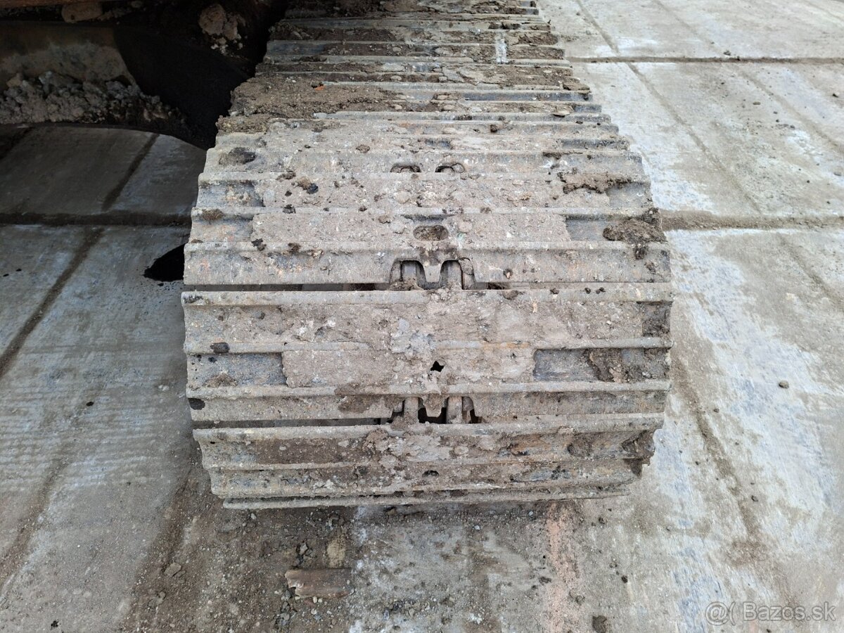 KOMATSU PC 138 US-8 - 13