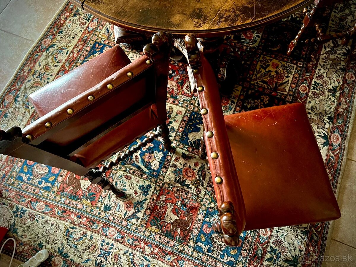 Starožitný nábytok - 13
