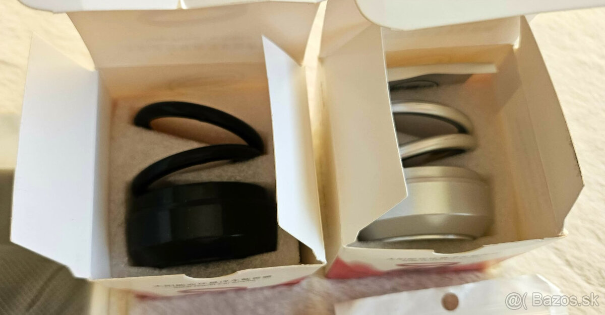 Doplnky do auta: Solárny difuzér, protišmyková podložka a i. - 13