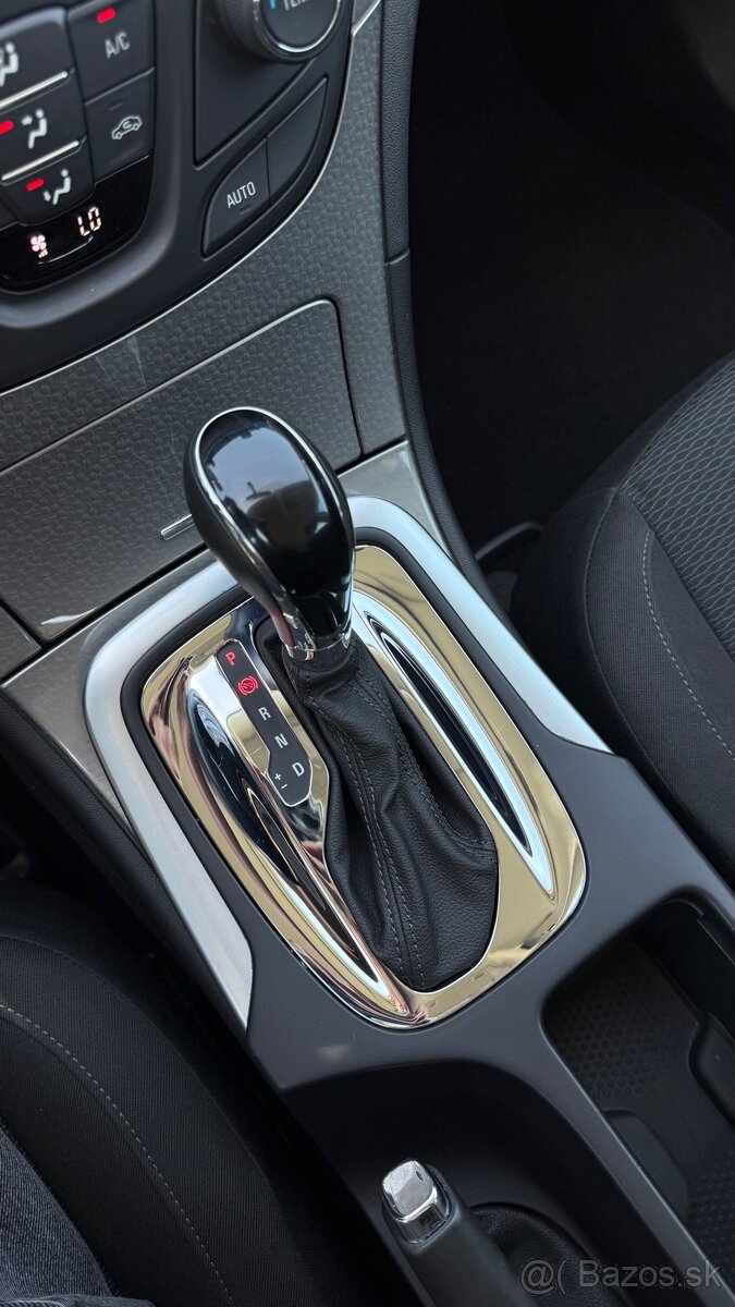 Opel Insignia - 13