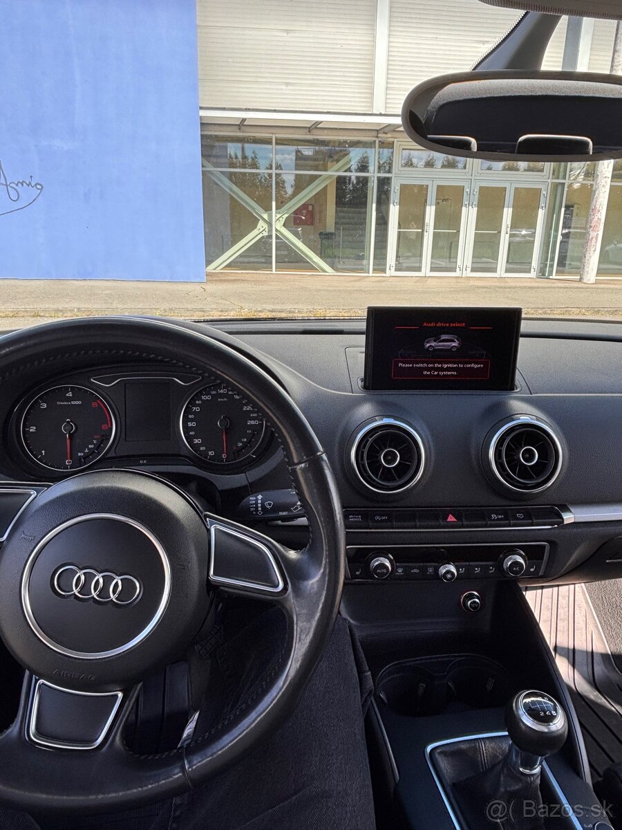 Audi A3 Sportback - 13
